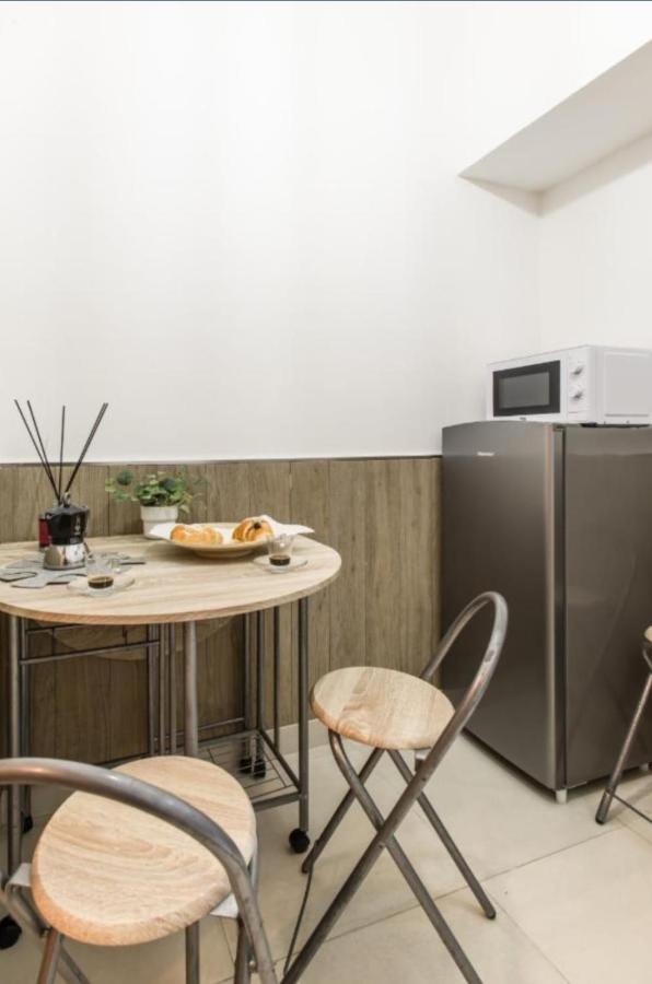 Apartamento Napuletanata Nápoles Exterior foto